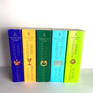 Outlander Books Series by Diana Gabaldon